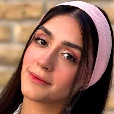 سارا مقدم